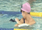 水泳教室でJCがプールで水着が溶けて全裸になる動画